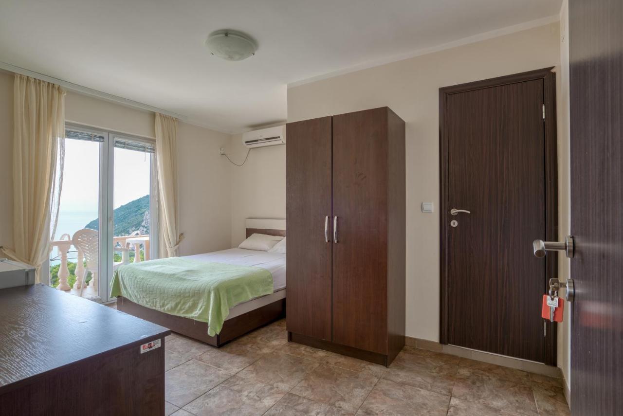 Apartmani Bronhi Сутоморе Экстерьер фото